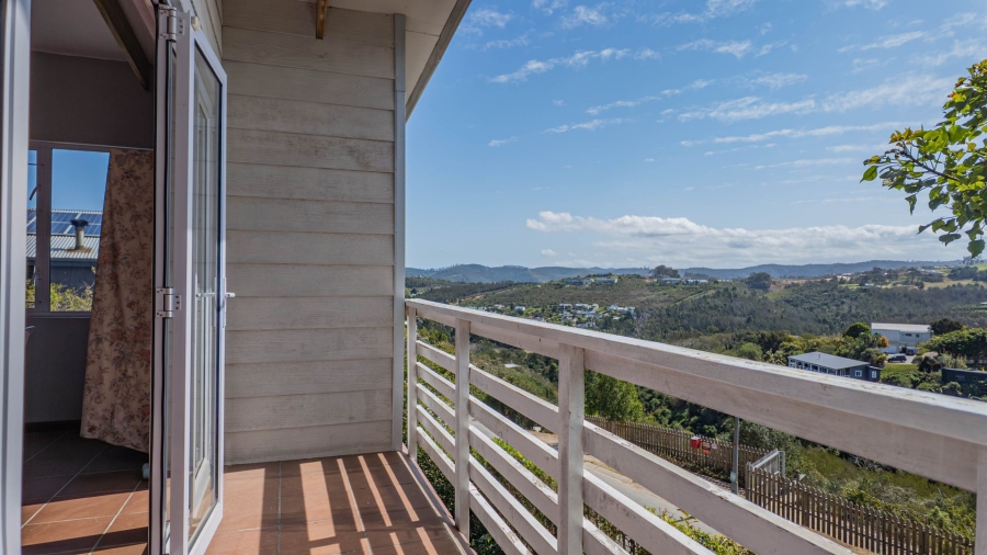 4 Bedroom Property for Sale in Knysna Heights Western Cape